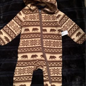 Old Navy Sherpa Unisex NWT 18-24 mos